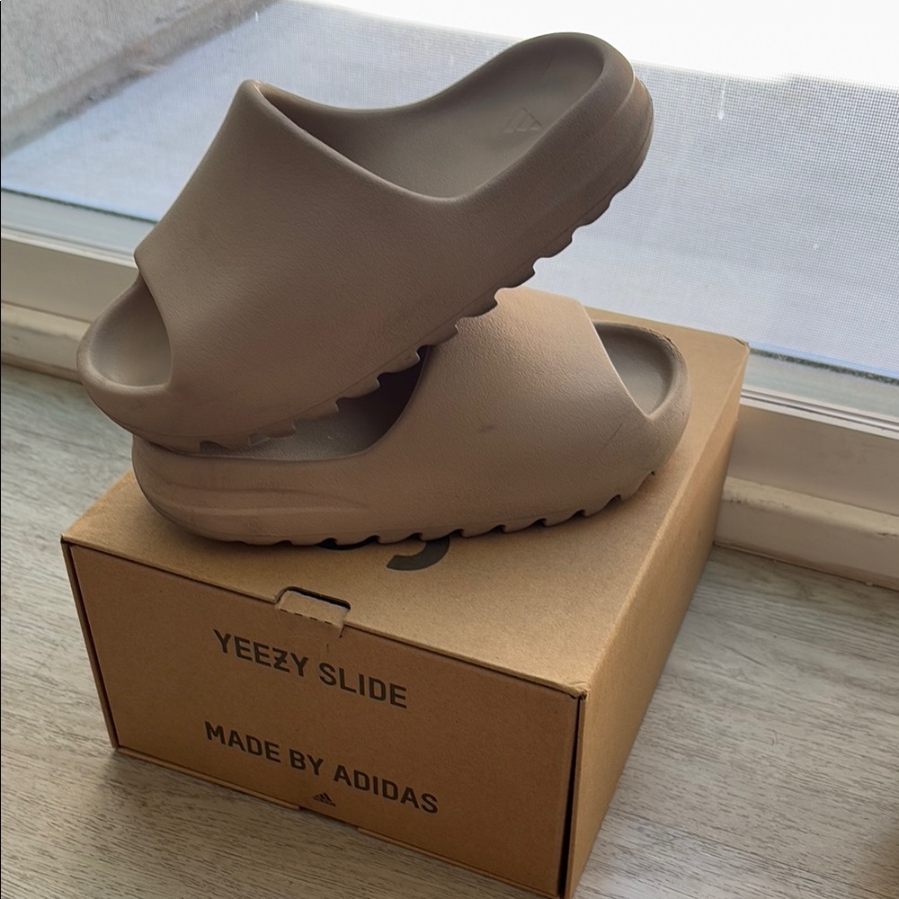 Yeezy Sandals in Tan